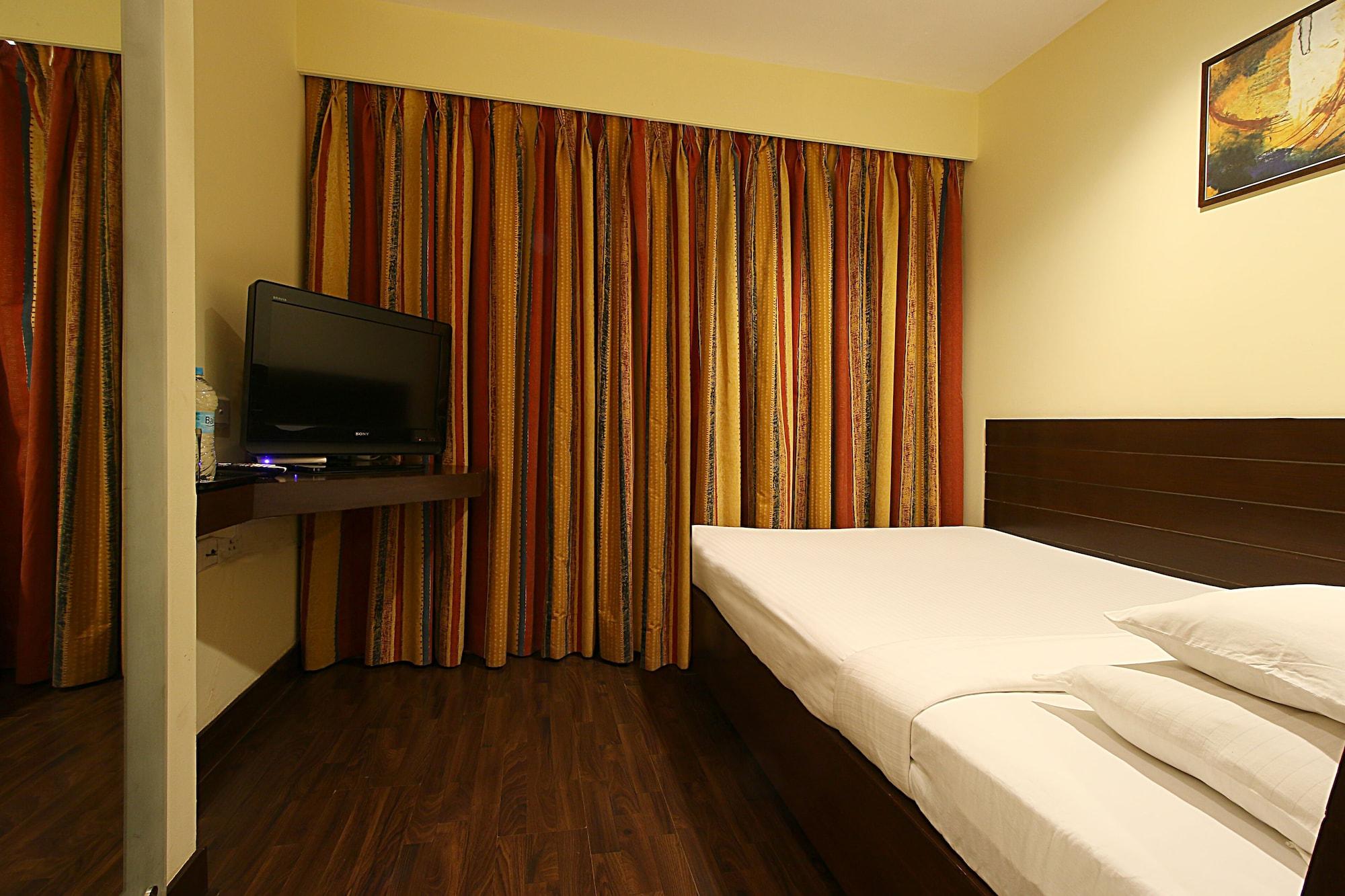פונה Hotel Studio Estique מראה חיצוני תמונה