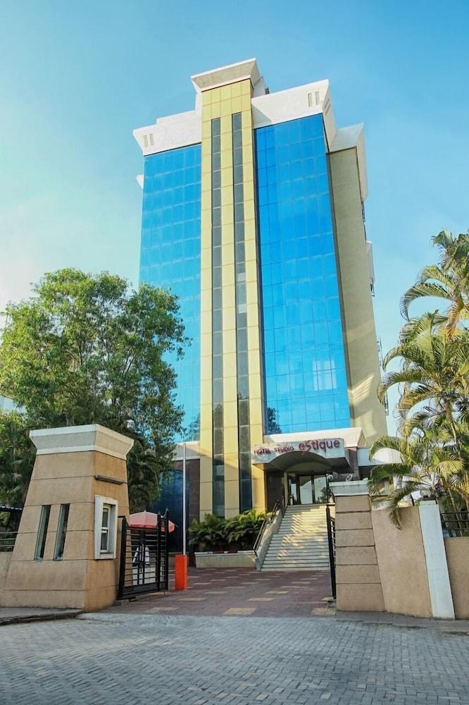 פונה Hotel Studio Estique מראה חיצוני תמונה