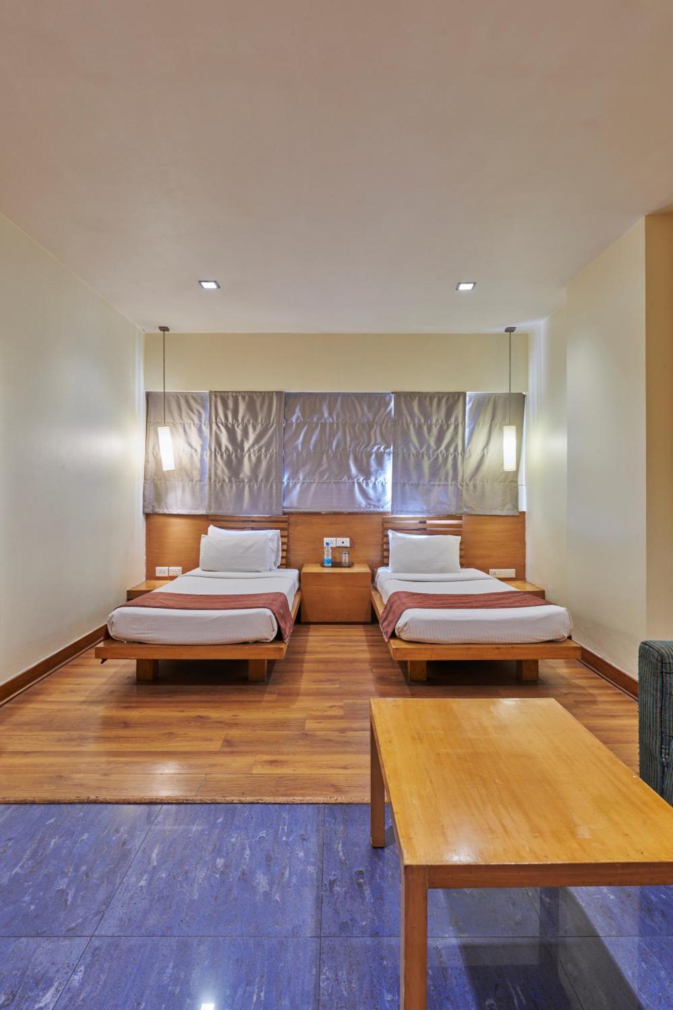 פונה Hotel Studio Estique מראה חיצוני תמונה