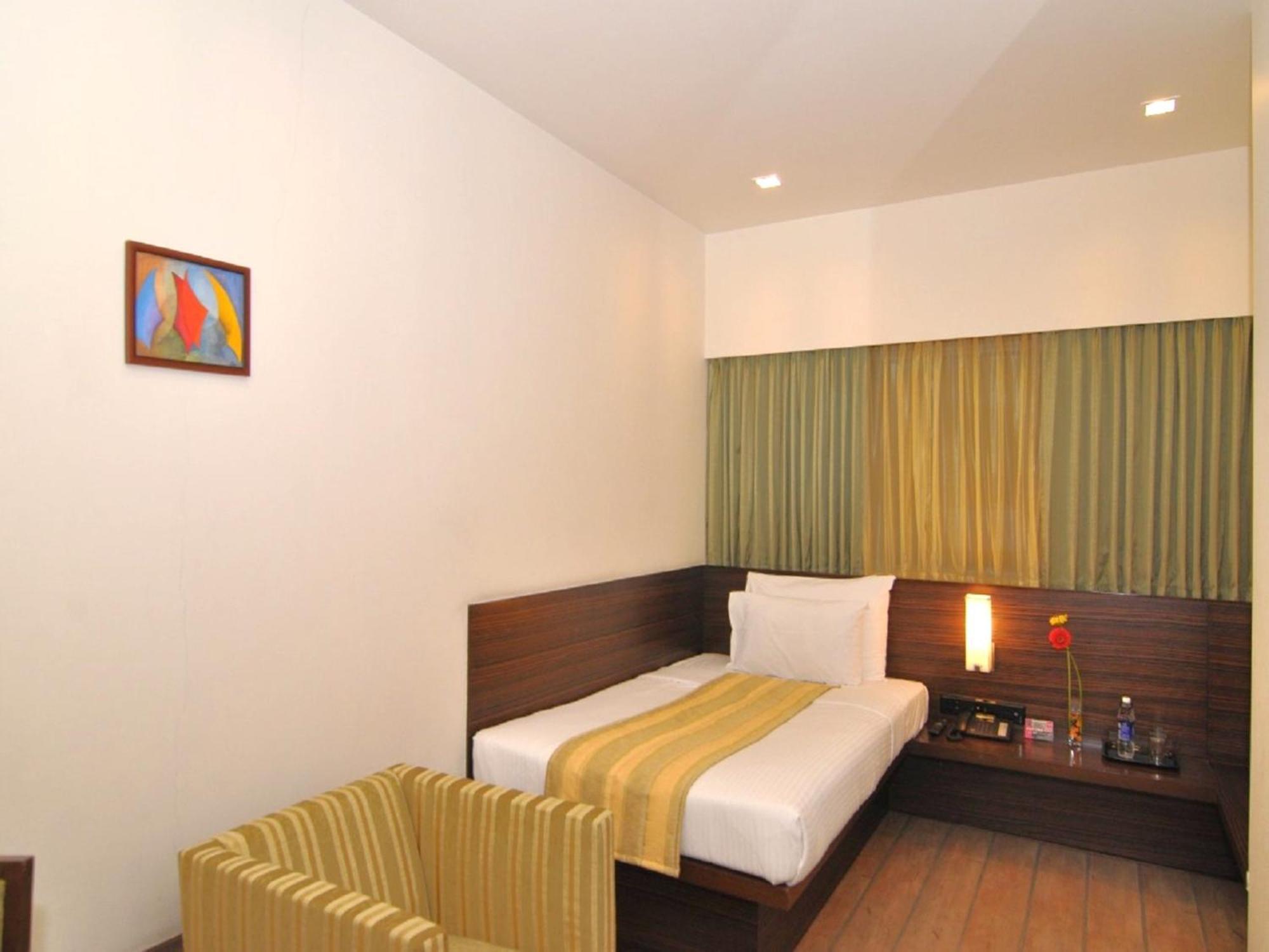 פונה Hotel Studio Estique מראה חיצוני תמונה