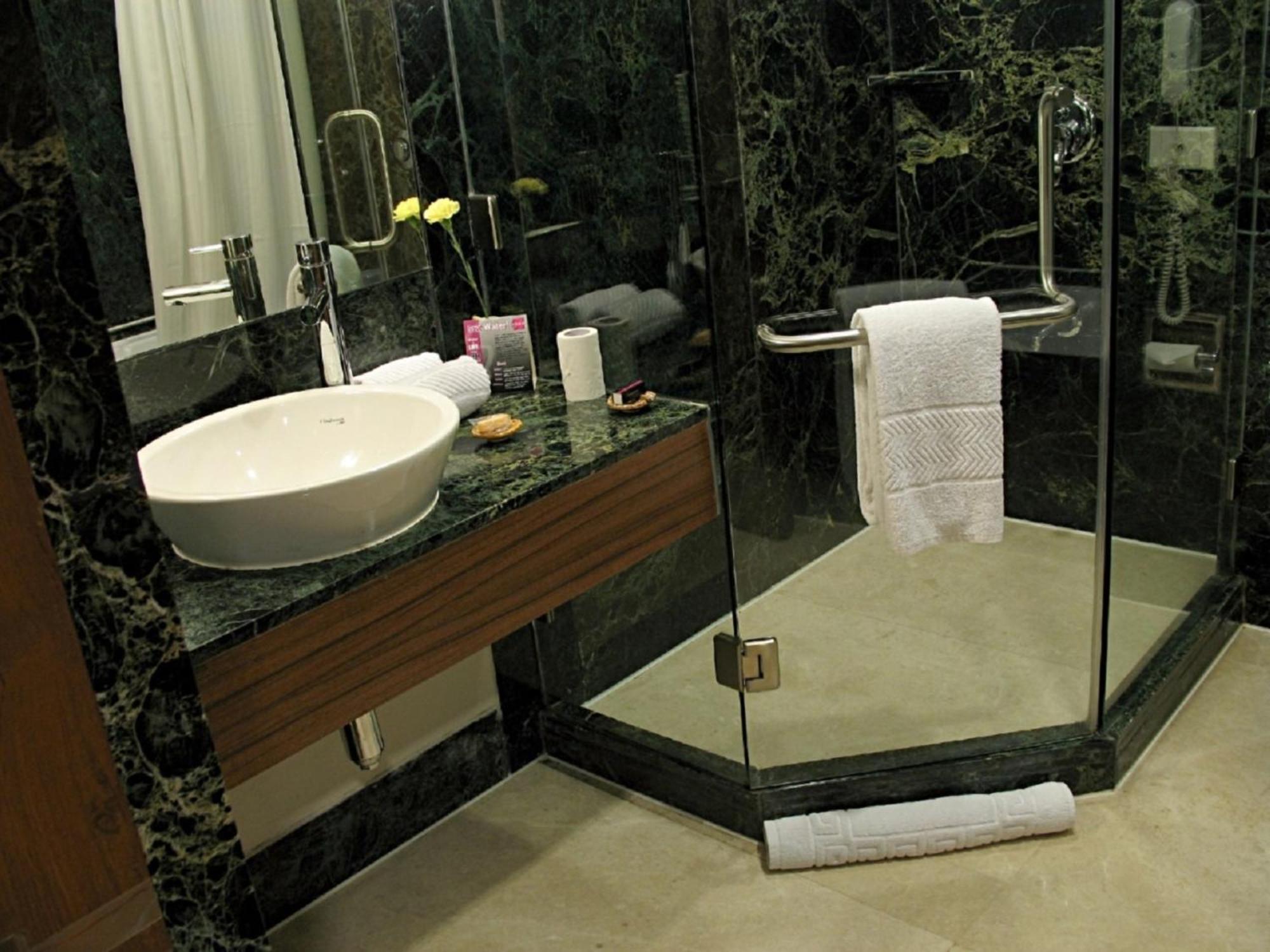 פונה Hotel Studio Estique מראה חיצוני תמונה