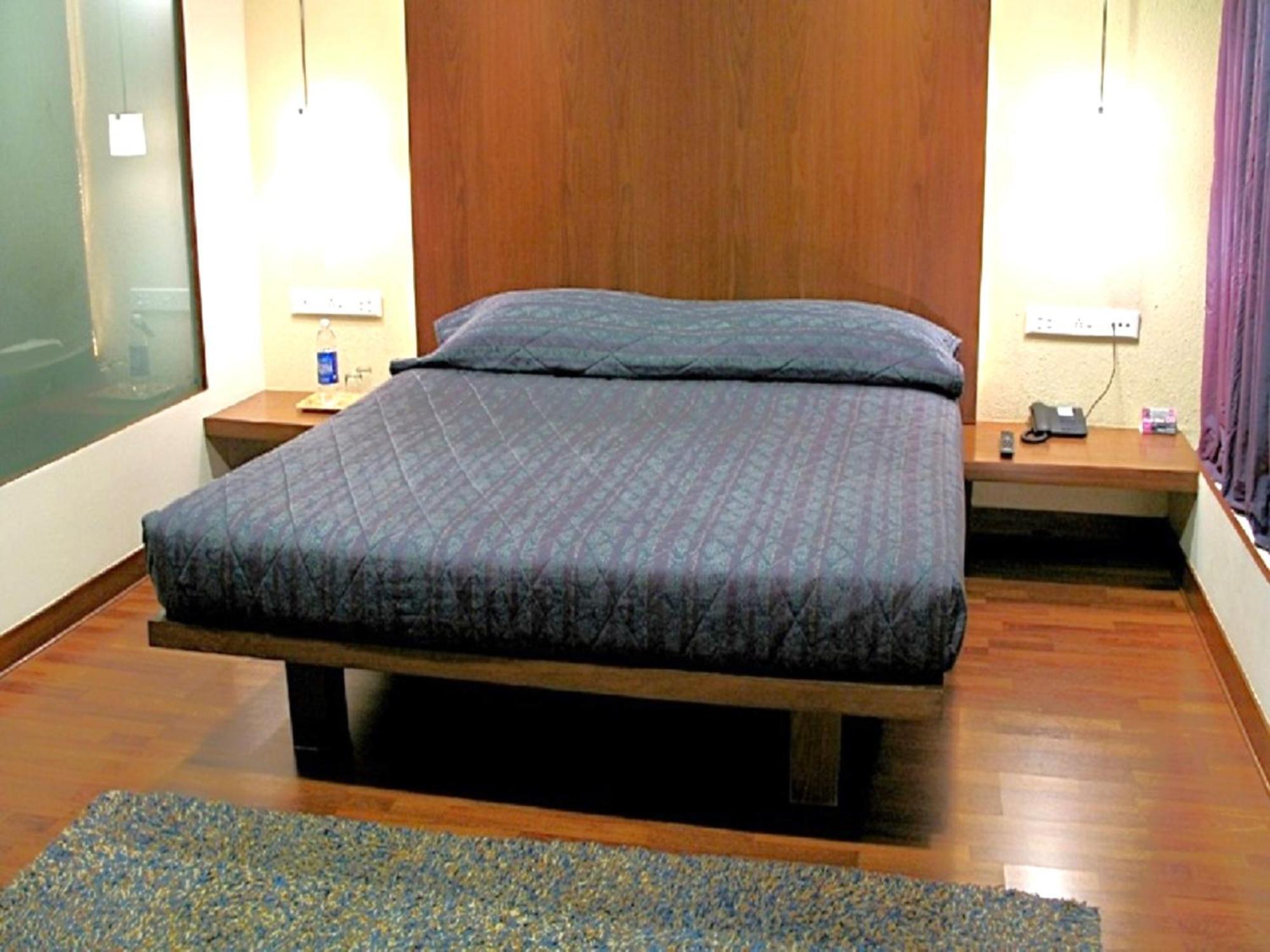 פונה Hotel Studio Estique מראה חיצוני תמונה