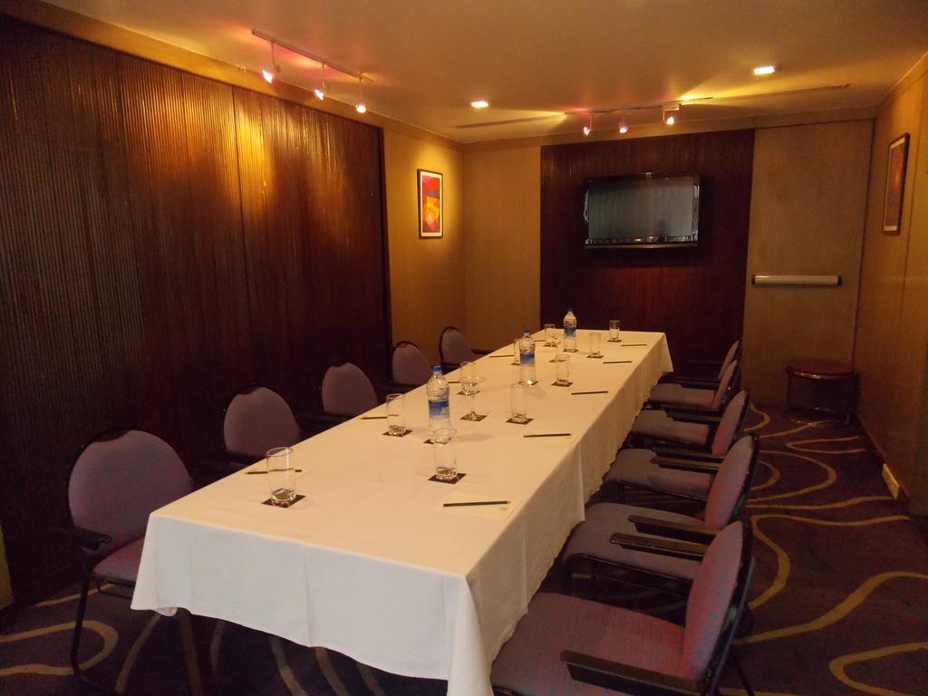 פונה Hotel Studio Estique מראה חיצוני תמונה