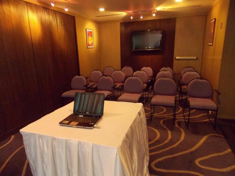 פונה Hotel Studio Estique מראה חיצוני תמונה