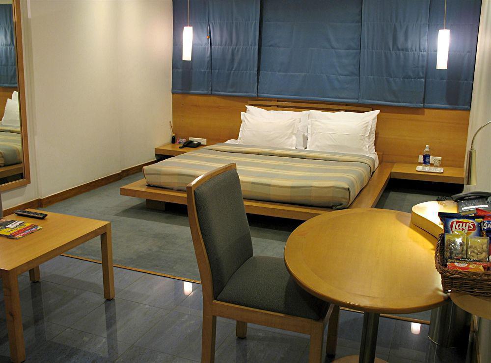 פונה Hotel Studio Estique מראה חיצוני תמונה